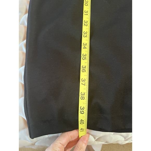 Ann Taylor Dress Women's 10 Black Sheath Sleeveless Knee Length Ponte Knit - Picture 3 of 7